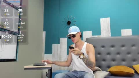 Snapshot of stanlycupper333 chatting on February 13, 5:33 pm Stanly online show from February 13, 5:33 pm