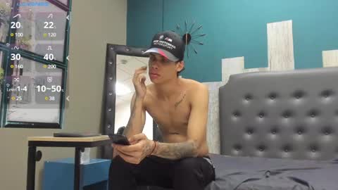 Snapshot of stanlycupper333 chatting on March 10, 11:10 am Stanly online show from March 10, 11:10 am