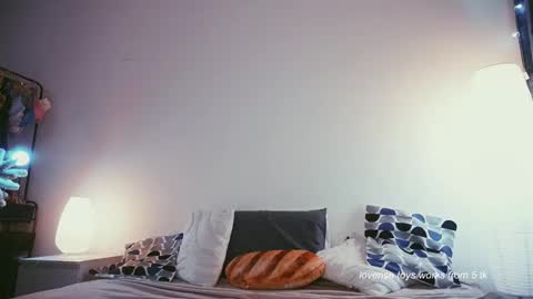 Snapshot of stanovaya300kg chatting on December 3, 2:37 pm Kristina online show from December 3, 2:37 pm