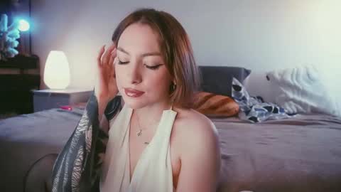 Snapshot of stanovaya300kg chatting on December 4, 3:32 pm Kristina online show from December 4, 3:32 pm