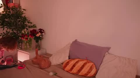 Snapshot of stanovaya300kg chatting on March 8, 1:04 pm Kristina online show from March 8, 1:04 pm