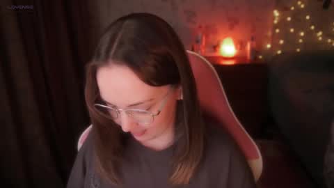 Snapshot of star_shopping chatting on December 19, 5:31 pm Alice online show from December 19, 5:31 pm