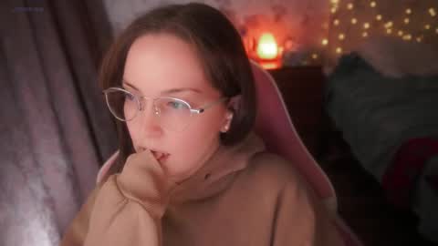 Snapshot of star_shopping chatting on January 11, 9:42 pm Alice online show from January 11, 9:42 pm