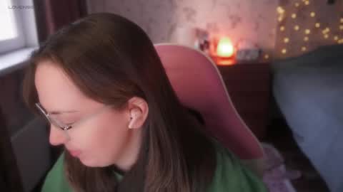 Snapshot of star_shopping chatting on January 17, 3:11 am Alice online show from January 17, 3:11 am