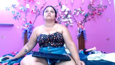 alejandra online show from April 27, 8:40 pm