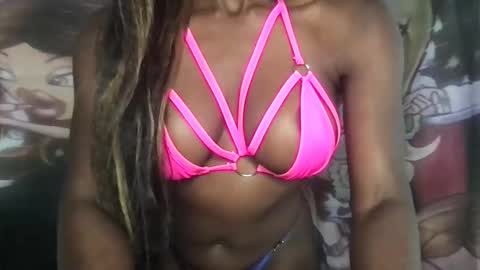 Snapshot of starjewelsxo12 chatting on March 13, 3:29 pm starjewelsxo12 online show from March 13, 3:29 pm