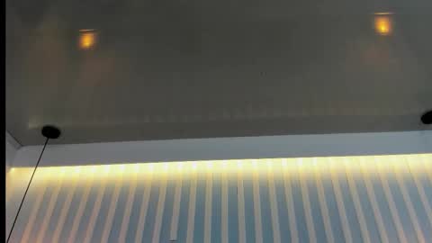 Stark Jones online show from October 15, 1:00 pm