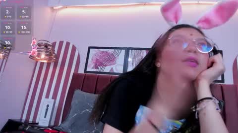 Stark Jones online show from February 20, 2:06 pm