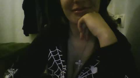 Snapshot of starlesseyes chatting on January 6, 4:02 pm starlesseyes online show from January 6, 4:02 pm