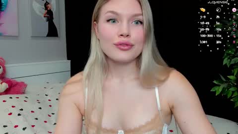 Caroline online show from November 14, 6:12 am