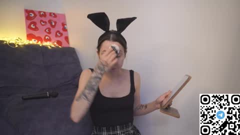 Letty online show from February 5, 9:47 am