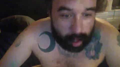 Snapshot of starshine333 chatting on January 5, 9:48 am ashtongue online show from January 5, 9:48 am