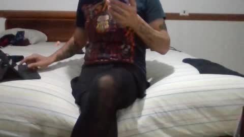 Snapshot of starvingbps chatting on November 14, 4:55 am starvingbps online show from November 14, 4:55 am