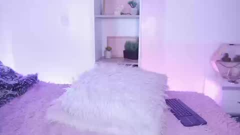 Snapshot of starwitch_ chatting on March 20, 10:25 pm Yoko online show from March 20, 10:25 pm