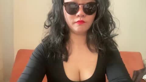 Snapshot of stayawhilegf chatting on February 6, 6:11 pm stayawhilegf online show from February 6, 6:11 pm