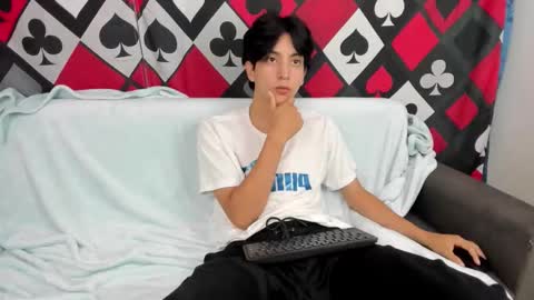 Snapshot of steerlingxvx chatting on February 5, 12:54 pm Steerling online show from February 5, 12:54 pm