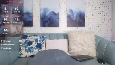 Snapshot of steev_novoa chatting on December 12, 9:08 am Steev online show from December 12, 9:08 am