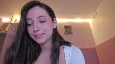 Stefa Gomez  online show from February 15, 11:30 am