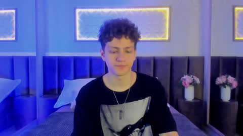 Esrefan online show from February 28, 8:32 pm