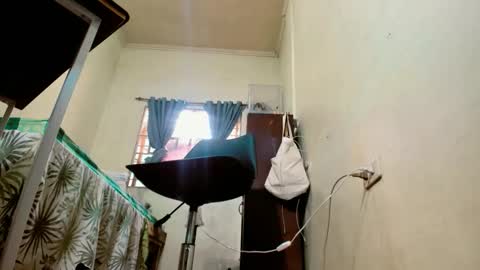 stefania online show from March 30, 2:01 am