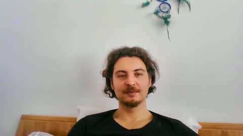 Stefanos online show from March 10, 10:15 am