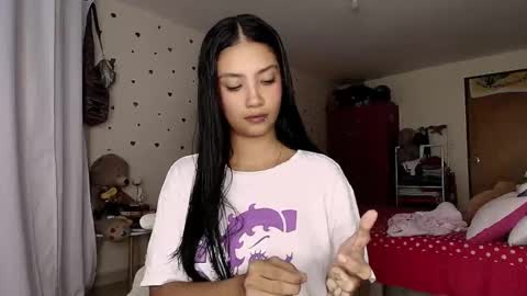 Snapshot of stefanny_pllus chatting on February 16, 2:29 am Im MiaIts my first day here online show from February 16, 2:29 am