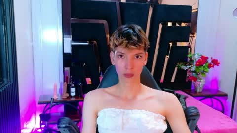 stefany piink online show from March 31, 12:16 pm