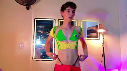 stefany piink online show from May 13, 3:09 pm
