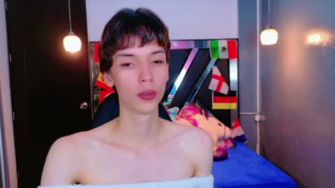 stefany piink online show from July 1, 11:56 am
