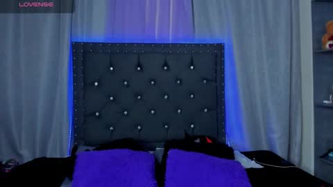 steff_olsen online show from February 22, 12:19 pm