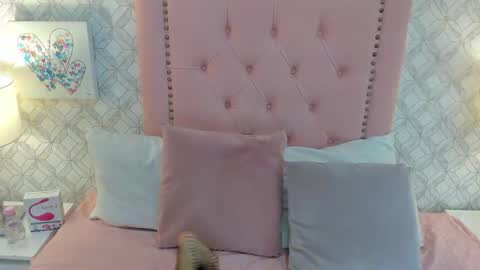 Snapshot of steffany_palmer chatting on October 9, 12:14 pm online show from October 9, 12:14 pm