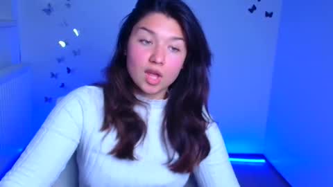 Snapshot of steffi_xo chatting on October 2, 5:53 pm Steffi online show from October 2, 5:53 pm