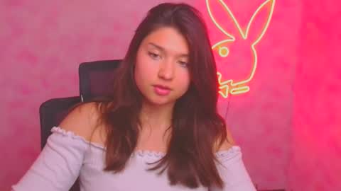 Snapshot of steffi_xo chatting on October 3, 9:34 pm Steffi online show from October 3, 9:34 pm