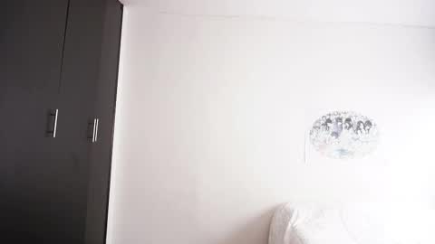 Snapshot of stefigirl chatting on January 11, 8:25 pm Stef online show from January 11, 8:25 pm