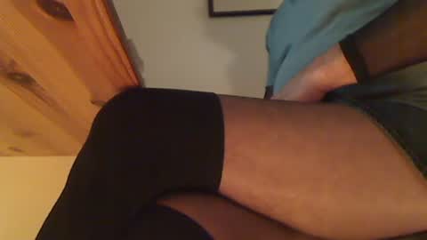 Snapshot of stefison chatting on November 23, 6:35 am stefan online show from November 23, 6:35 am