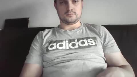 stefke1990 online show from December 19, 1:18 pm