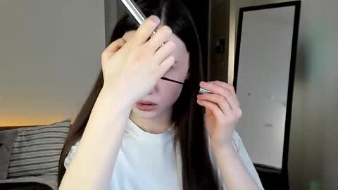 Snapshot of stella_sunny chatting on February 24, 3:43 pm stella_sunny online show from February 24, 3:43 pm