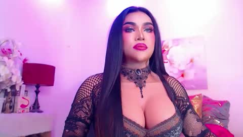 Snapshot of stellagrayts chatting on April 4, 10:46 am CALL ME STELLA online show from April 4, 10:46 am