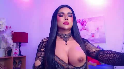 CALL ME STELLA online show from May 6, 7:02 am