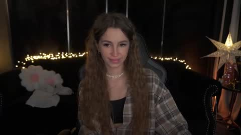 Snapshot of stellahoneywell chatting on April 18, 5:33 am stellahoneywell online show from April 18, 5:33 am
