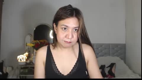 Stella online show from November 6, 4:52 pm