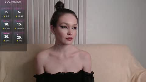 stellapayne online show from March 10, 11:32 pm