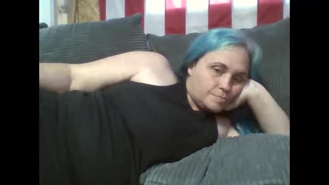 Stella online show from April 15, 2:46 pm