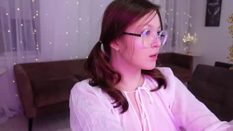 Snapshot of stellar_stacy chatting on March 5, 3:18 am stellar_stacy online show from March 5, 3:18 am