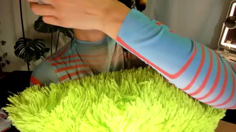 Snapshot of stellart_ chatting on March 4, 5:53 am stellart_ online show from March 4, 5:53 am