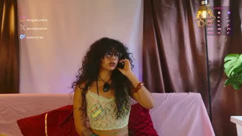 stellart_ online show from May 7, 8:14 pm