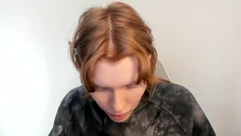 Snapshot of stellaswen chatting on February 19, 10:22 am S T E L L A online show from February 19, 10:22 am