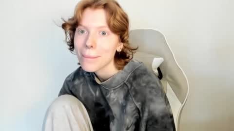 Snapshot of stellaswen chatting on February 28, 8:37 am S T E L L A online show from February 28, 8:37 am