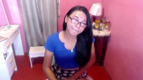 Snapshot of stellaxtemptationx chatting on December 5, 6:43 am Stella sweet online show from December 5, 6:43 am