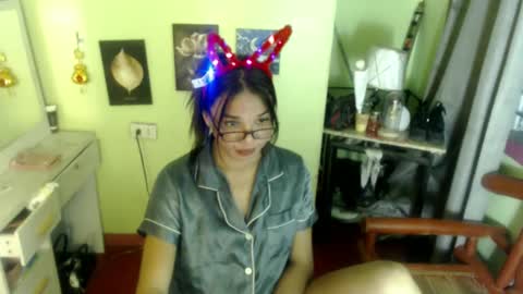 Snapshot of stellaxtemptationx chatting on January 9, 4:06 pm Stella sweet online show from January 9, 4:06 pm